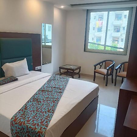 Hotel Tark Inn Near Igi Airport Nowe Delhi Zewnętrze zdjęcie