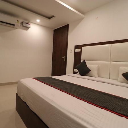 Hotel Tark Inn Near Igi Airport Nowe Delhi Zewnętrze zdjęcie