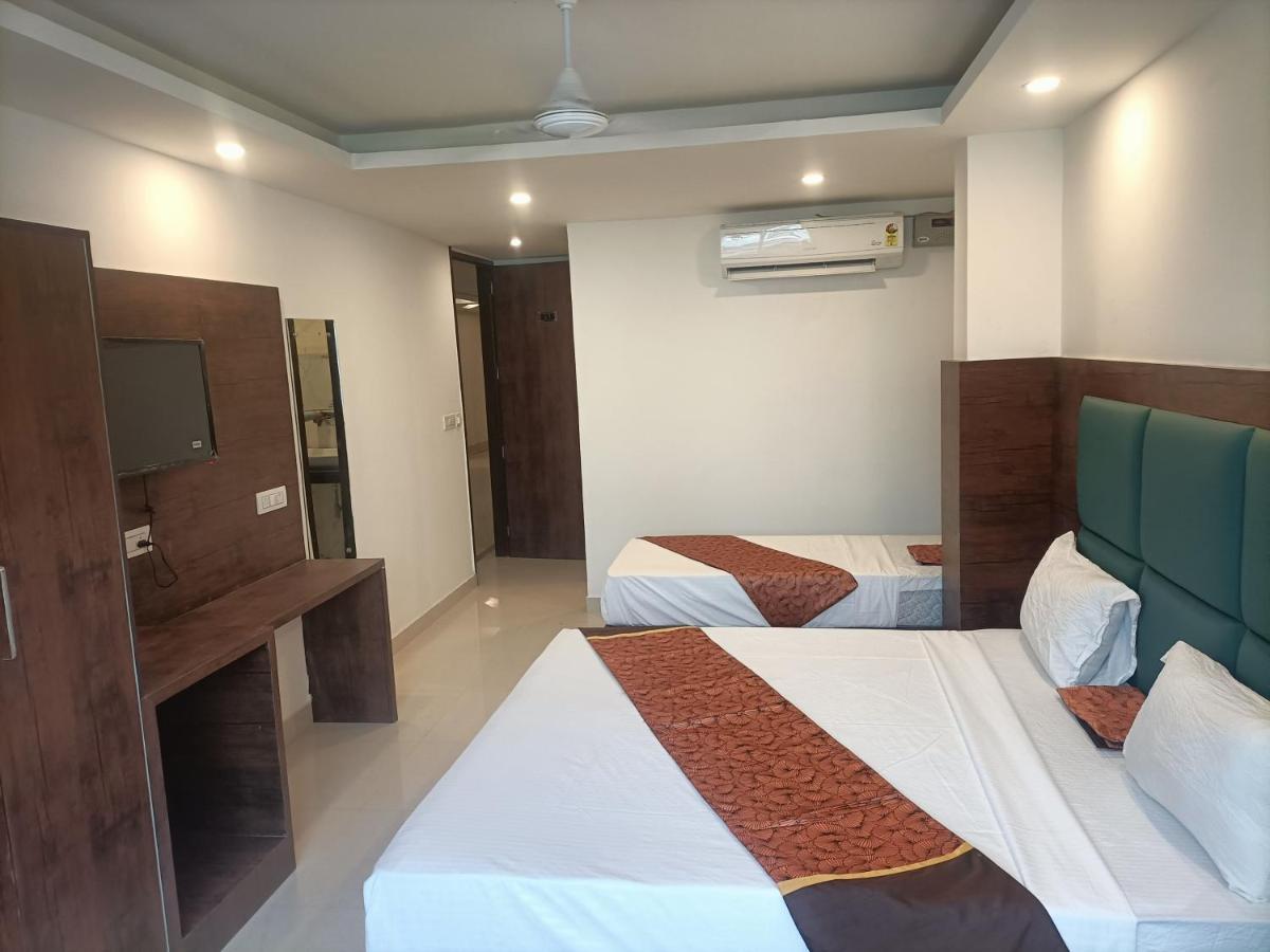 Hotel Tark Inn Near Igi Airport Nowe Delhi Zewnętrze zdjęcie