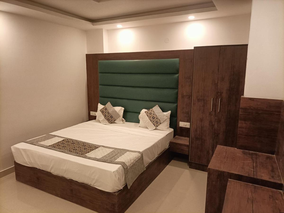 Hotel Tark Inn Near Igi Airport Nowe Delhi Zewnętrze zdjęcie
