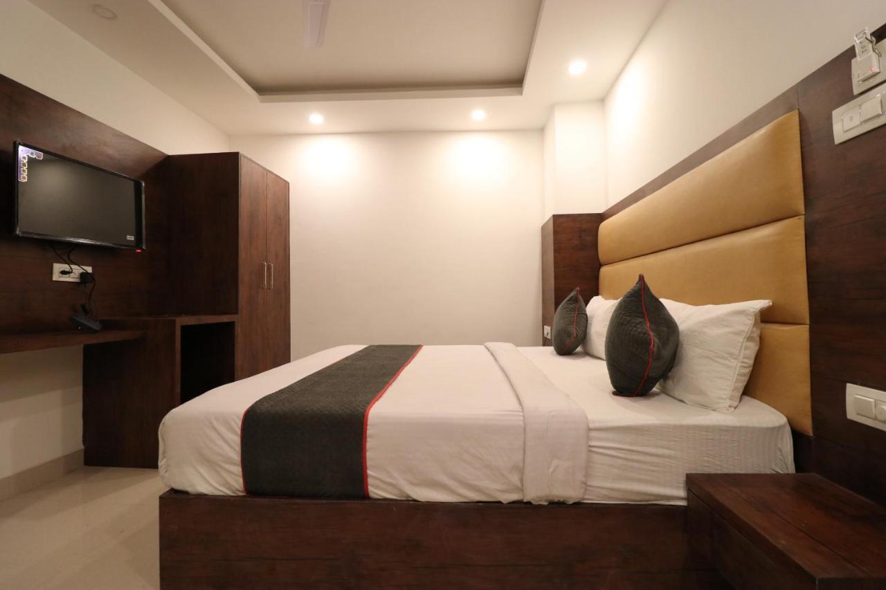 Hotel Tark Inn Near Igi Airport Nowe Delhi Zewnętrze zdjęcie